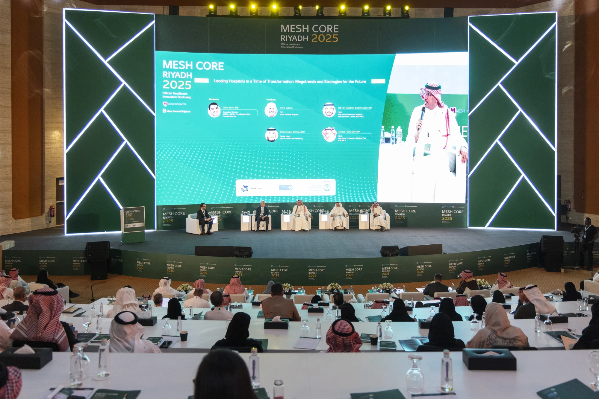 A panel discussion on the MESH Core stage in Riyadh.
